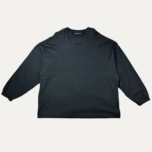 Essentials Chest Spellout Longsleeve T-Shirt