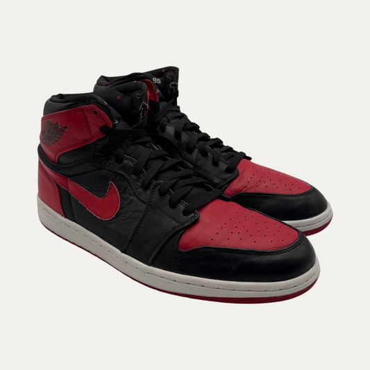 Jordan 1 Bred Banned (2011)