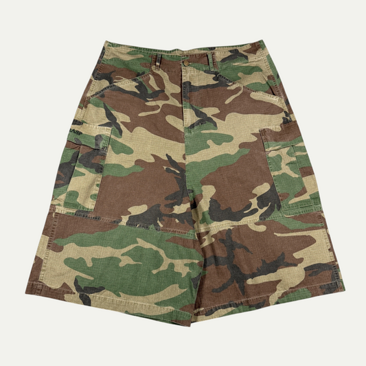 Raspberry Hills Camo 3/4 Shorts