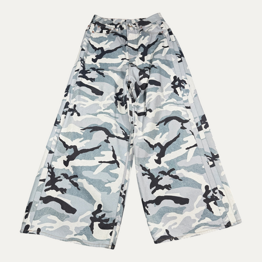 Vetements Artic Camo Big Shape Pants