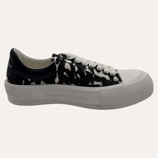 Alexander Mcqueen Primsoll Graffiti Sneaker