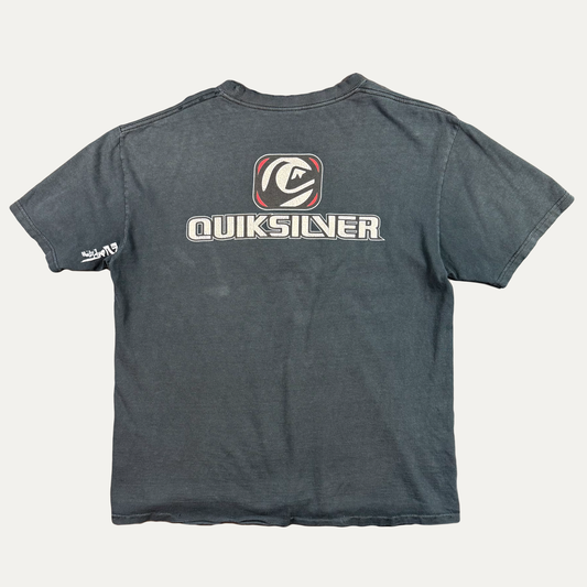 Vintage Y2K Quiksilver T-Shirt